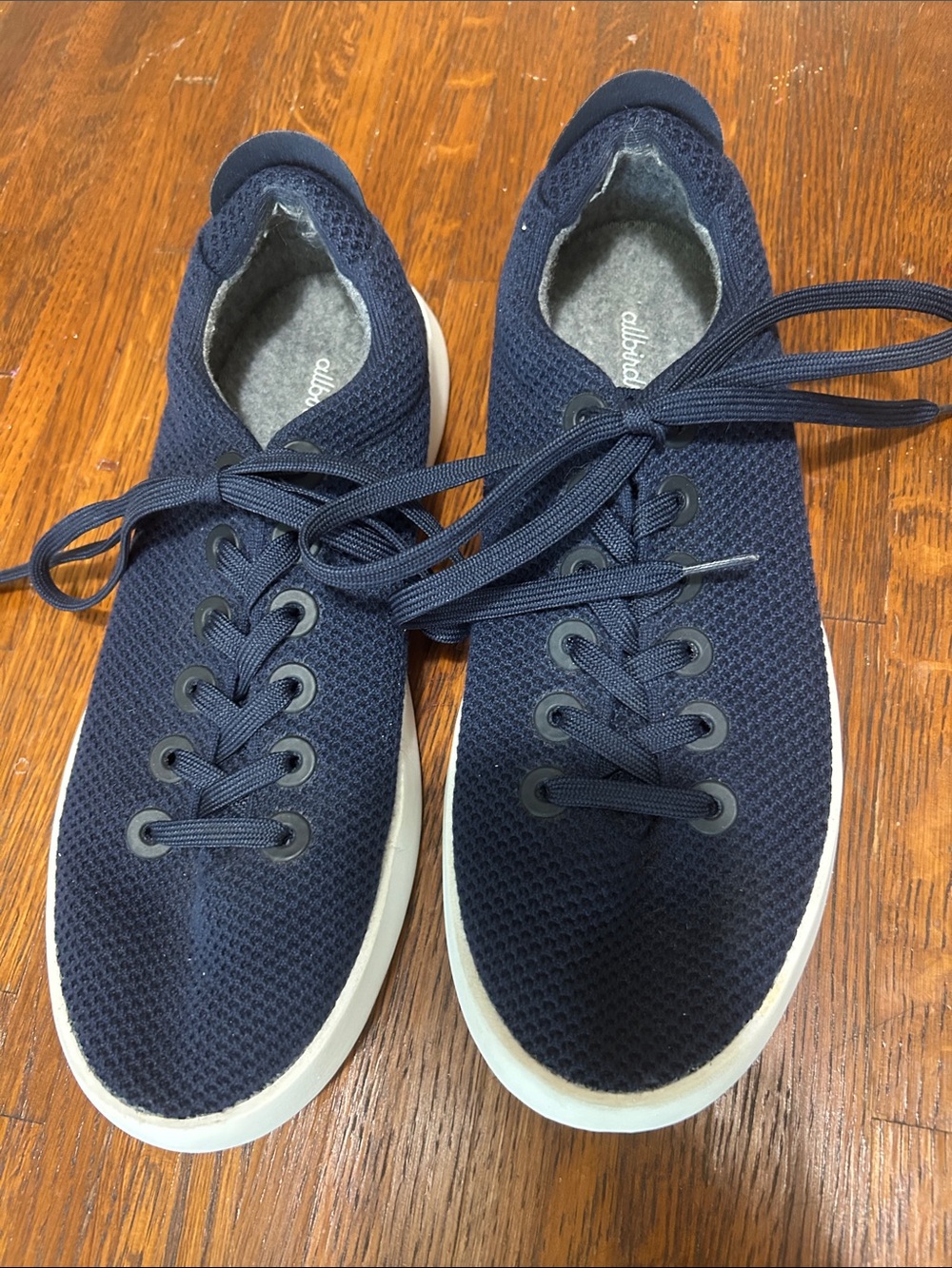Men’s Allbirds Sneaker size 10